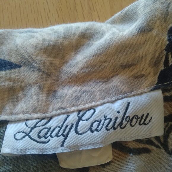 Vintage Lady Caribou Jungle Animal Zebra Elephant Tiger Hawaiian Shirt - Picture 4 of 7